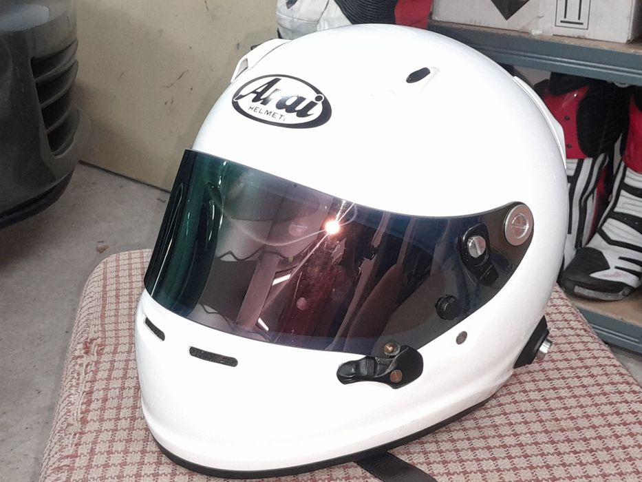 Каска ARAI за картинг