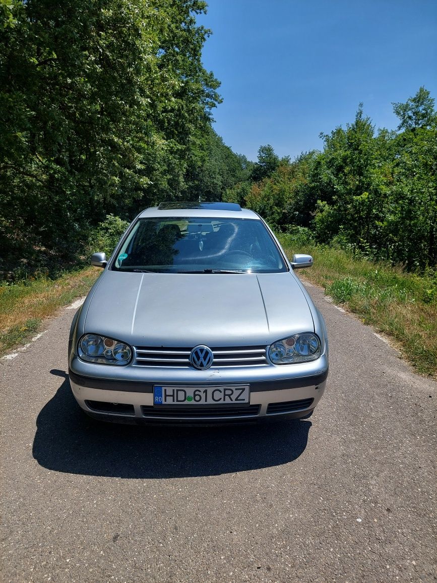 Vand golf 4 1.4 benzină