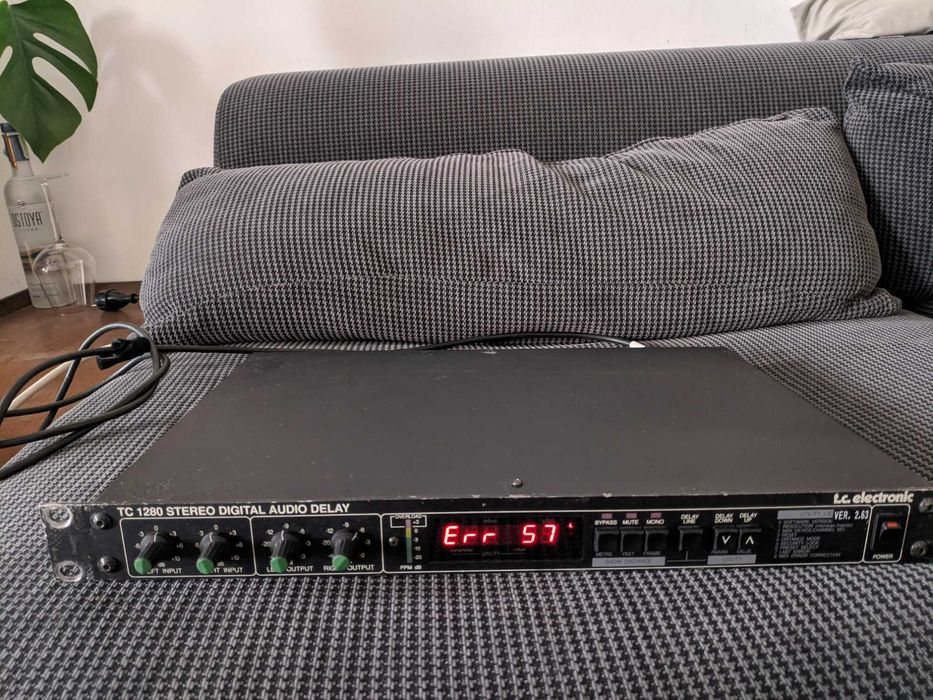 TC Electronic TC 1280 – шедьовър за аудиофили и професионалисти