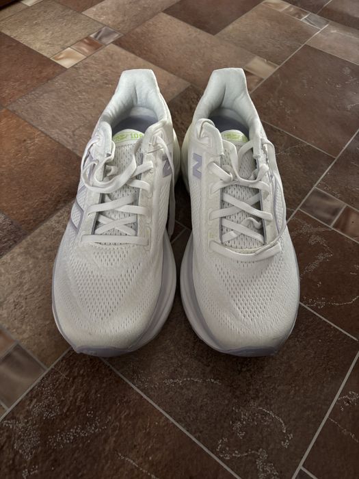 Продаю New Balance (Женские) 1080, 40 размер