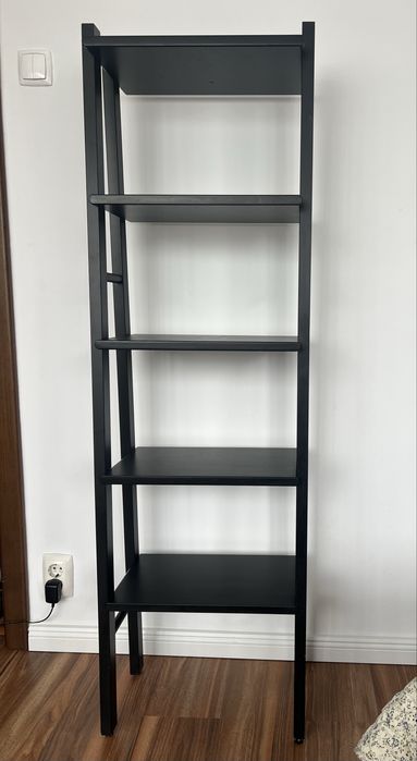 Etajera  din lemn Ikea