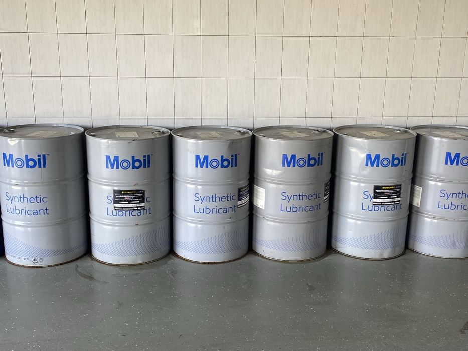 Продам бочки из под масла Mobil чистые негнутые