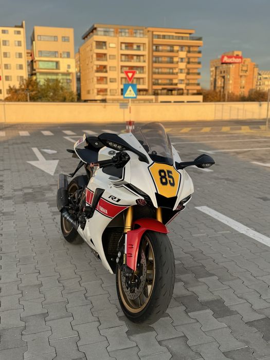 YAMAHA R1 2023 60 th anniversary