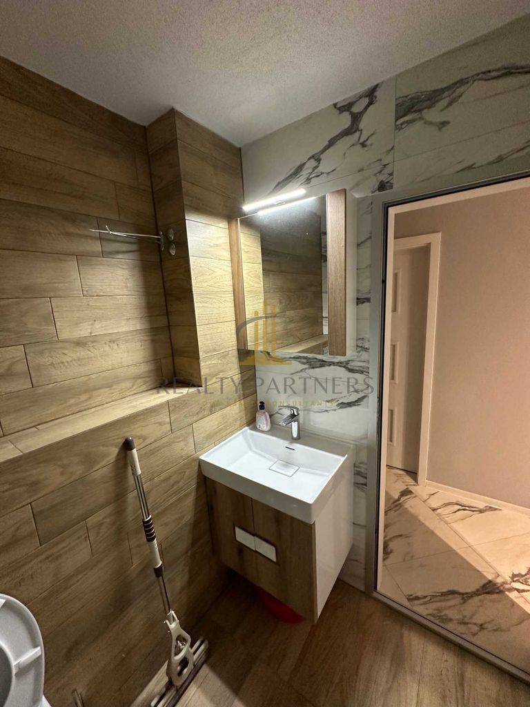Продава се Тристаен апартамент в Перник, Изток - 104 кв.м за 1650 €/кв.м - Снимка #14