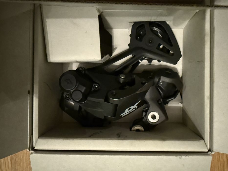 kit Schimbator spate Deore Xt Di2+ maneta schimbator