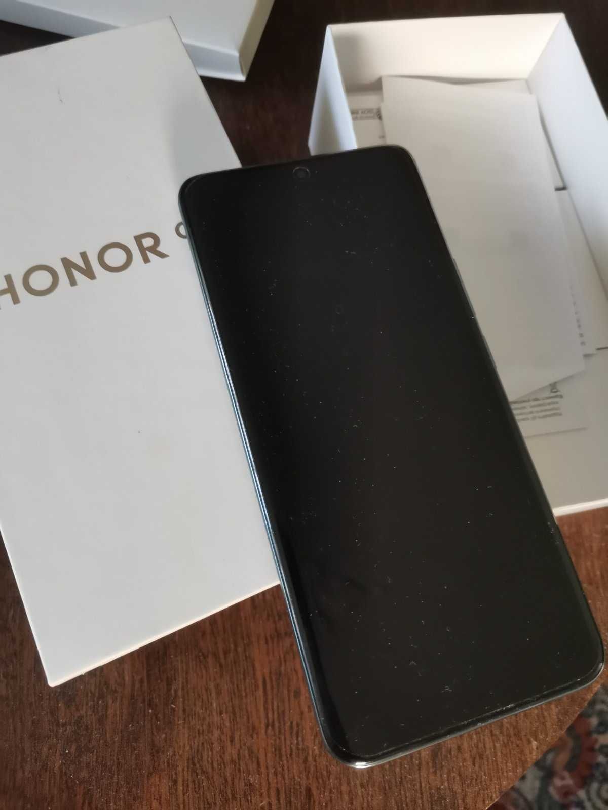 Honor 90 ЧИСТО НОВ!