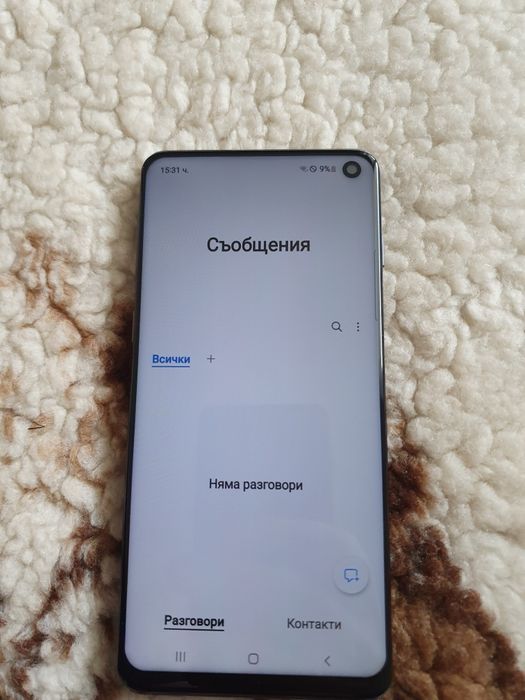 Продавам два телефона samsung s10  оригинални работят батерията е добр