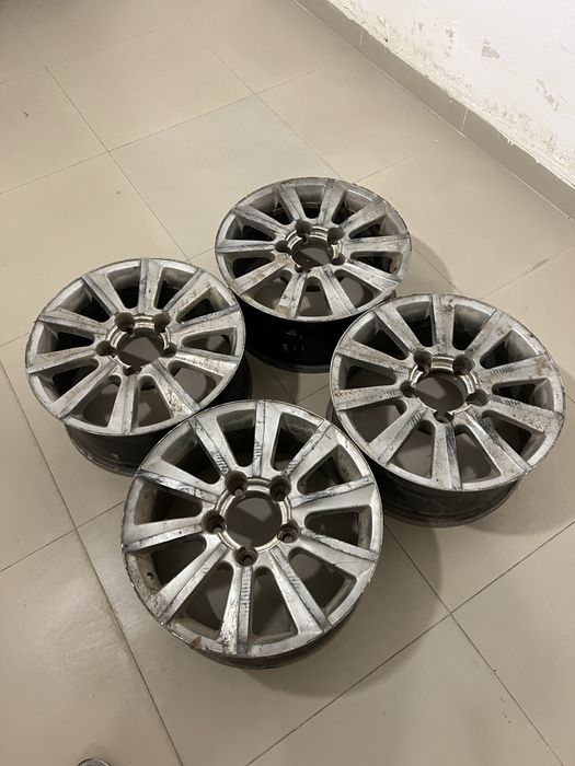 Продаю диски R18 от Лексус и тойота