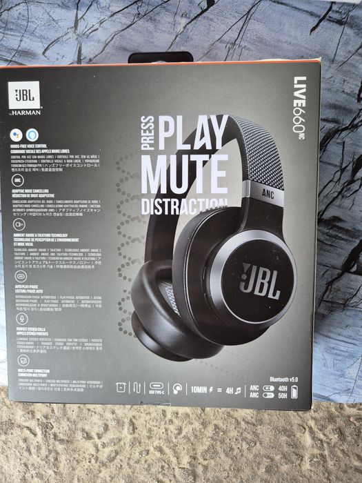Vand căști JBL 660