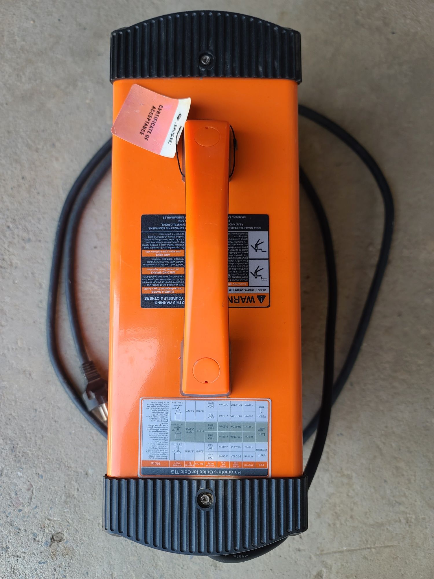 Продаётся сварочный аппарат TIG 250S W228
