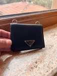 Портмоне Prada като нова