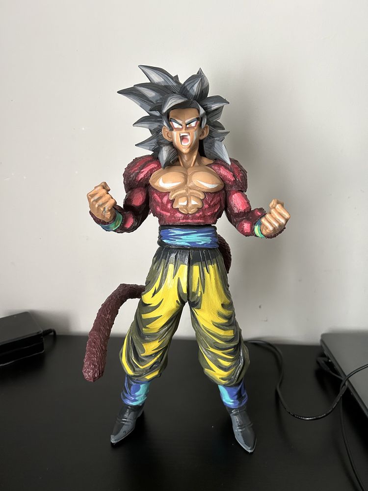 Оригинальная фигурка The Super SAIYAN 4 SON GOKU