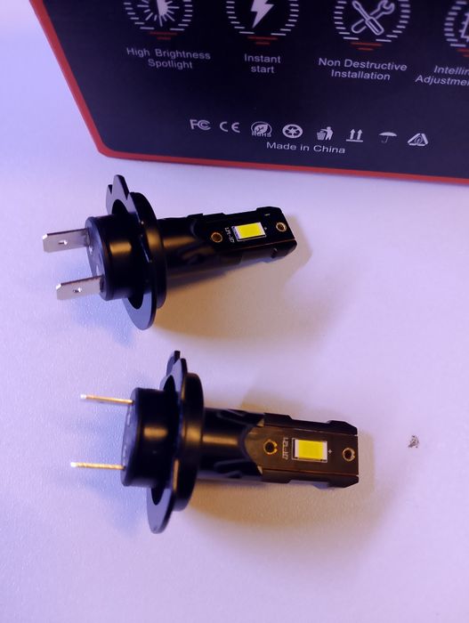 Becuri led H7 6000k 4300k