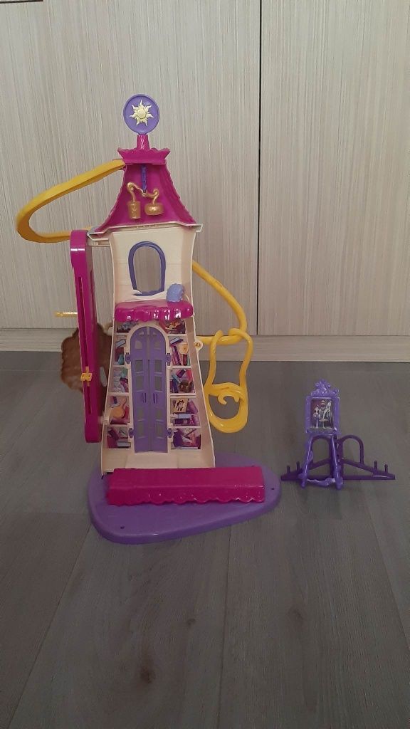 Castel Rapunzel  .