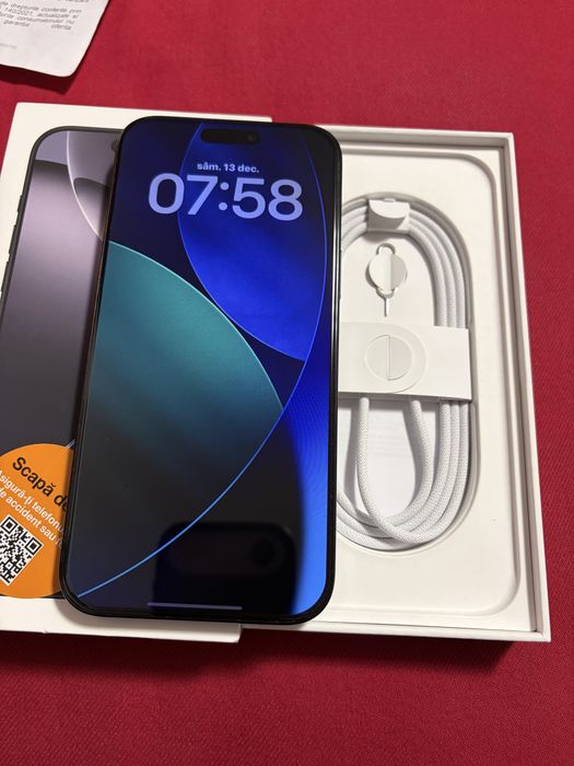 iPhone 16 Pro Max 256 GB black titanium