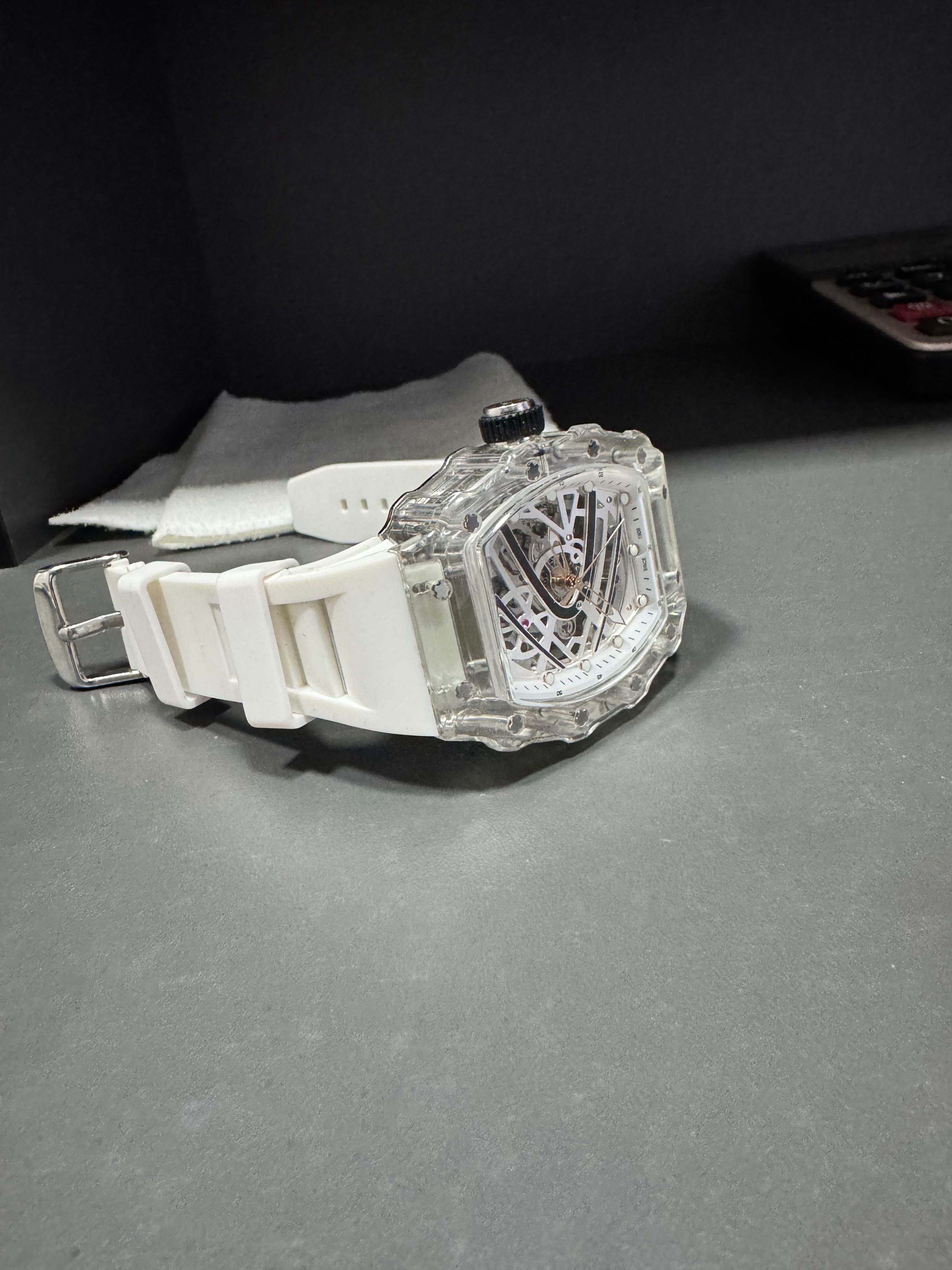 Soat Sotiladi 150 dolar