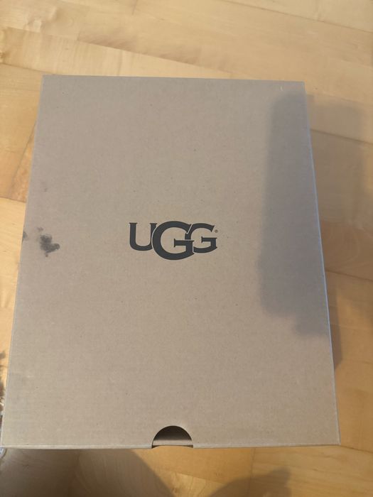ugg cizme numar 38