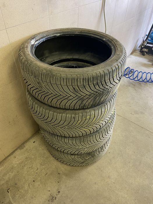 Гуми Michelin 235 40 18