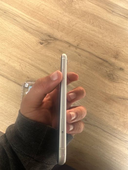 iPhone xr holati zor