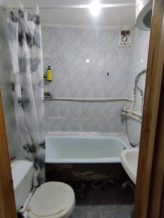 Продам благоустроенную комнату в Восходе,Центр