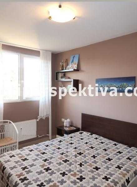 Продава се Тристаен апартамент в Пловдив, Тракия - 91 кв.м за 1704 €/кв.м - Снимка #1