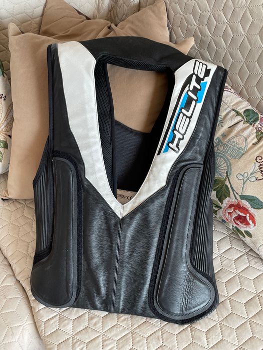 Helite GP Air Inflatable Vest / Кожена жилетка въздушна възглавница