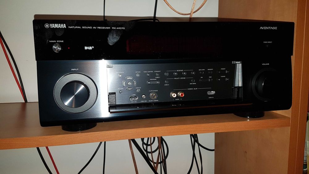 Yamaha Aventage RX-A1070+2BOXE DALI ZENSOR 7+inca 7 boxe dolby athmos