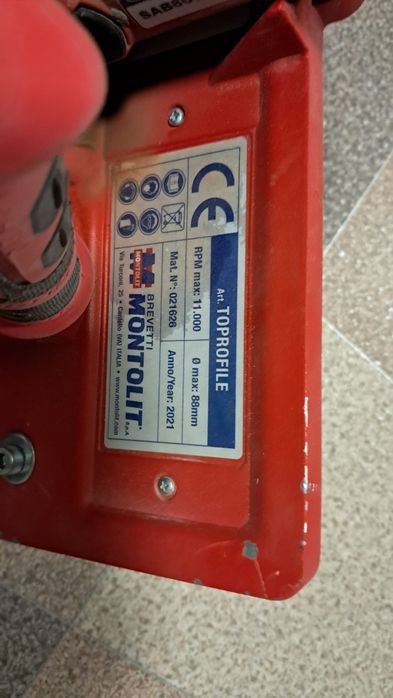 Masina de slefuit Montolit Top Profile