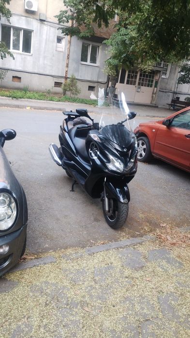 Ямаха Маджести 400