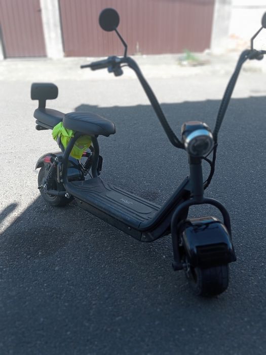 Vând scuter electric