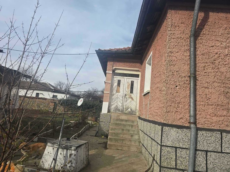 Продава се Къща в Ихтиман - 150 кв.м за 306 €/кв.м - Снимка #1