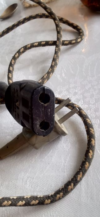 Продам шнур электрический с разъемом