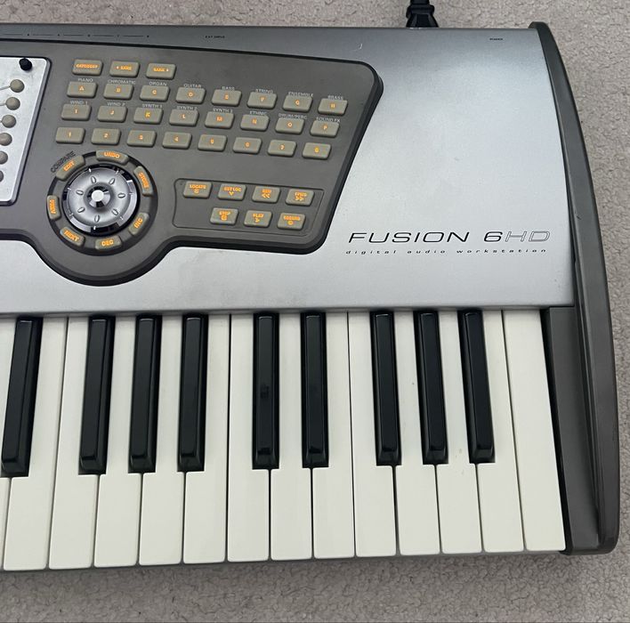 Alesis Fusion 6HD Синтезатор/Работна Станция