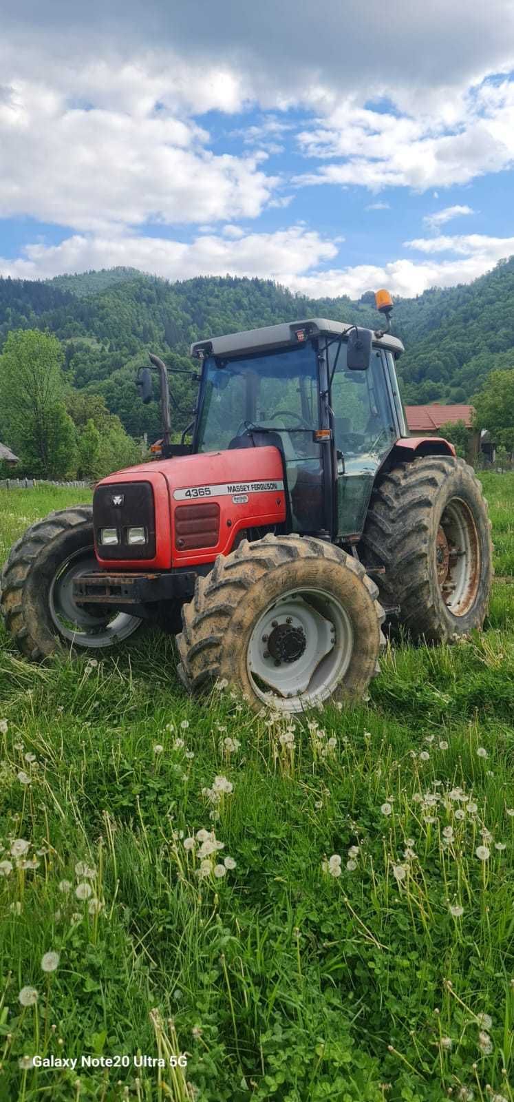 Tractor Massey Ferguson 4365