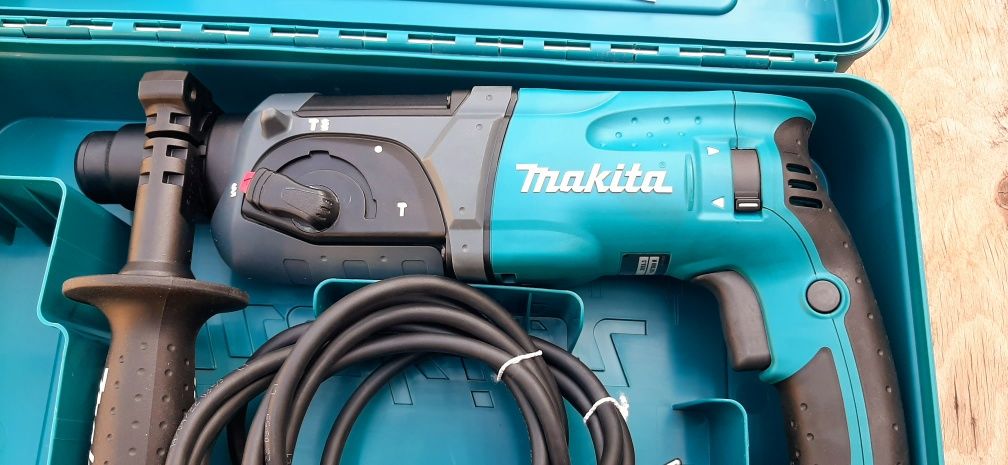 Makita HR2470 Makita