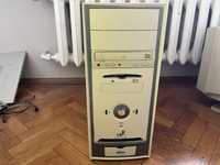 Стара кутия за настолен компютър