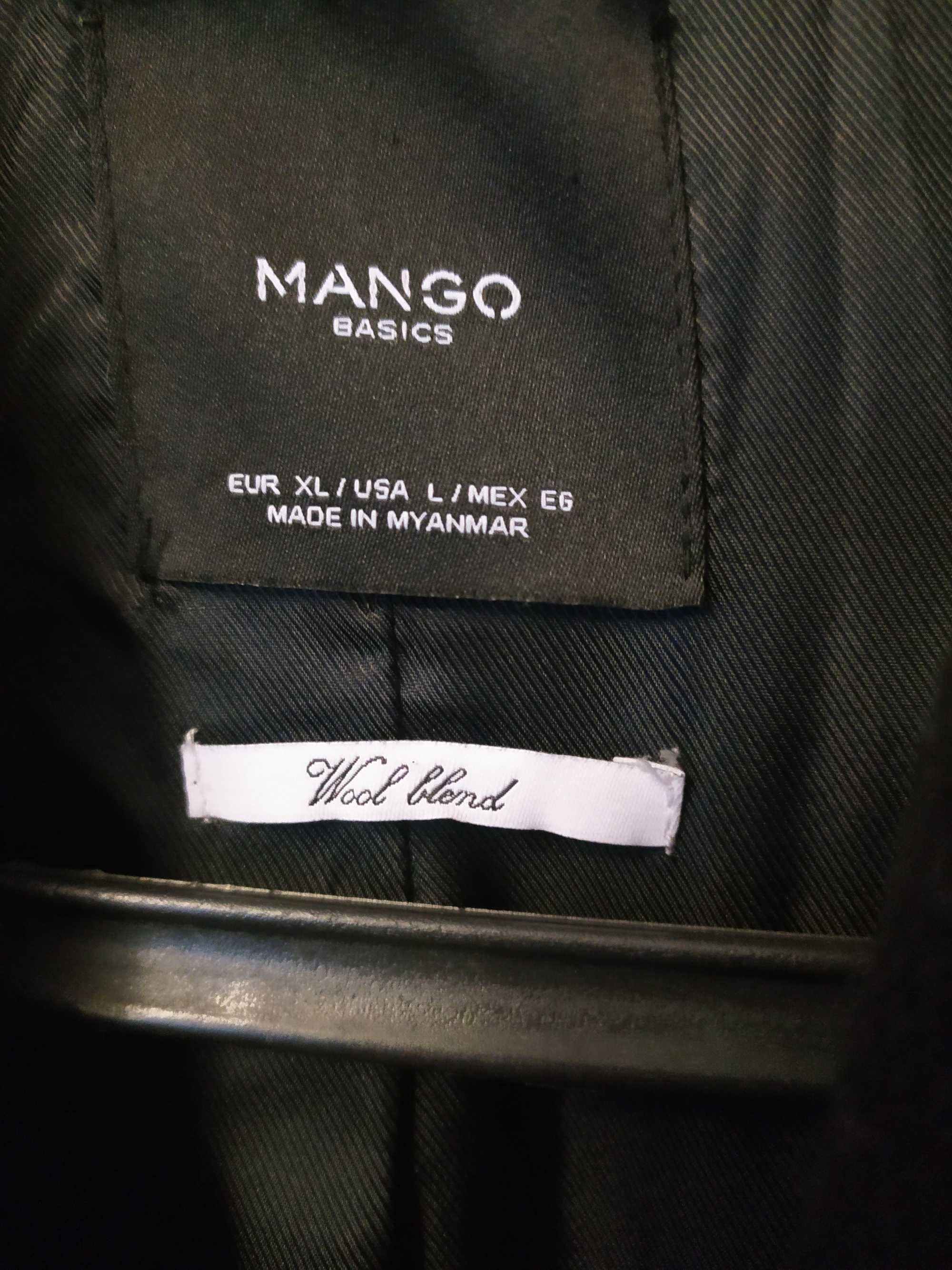 Стилни палта Mango и Esprit