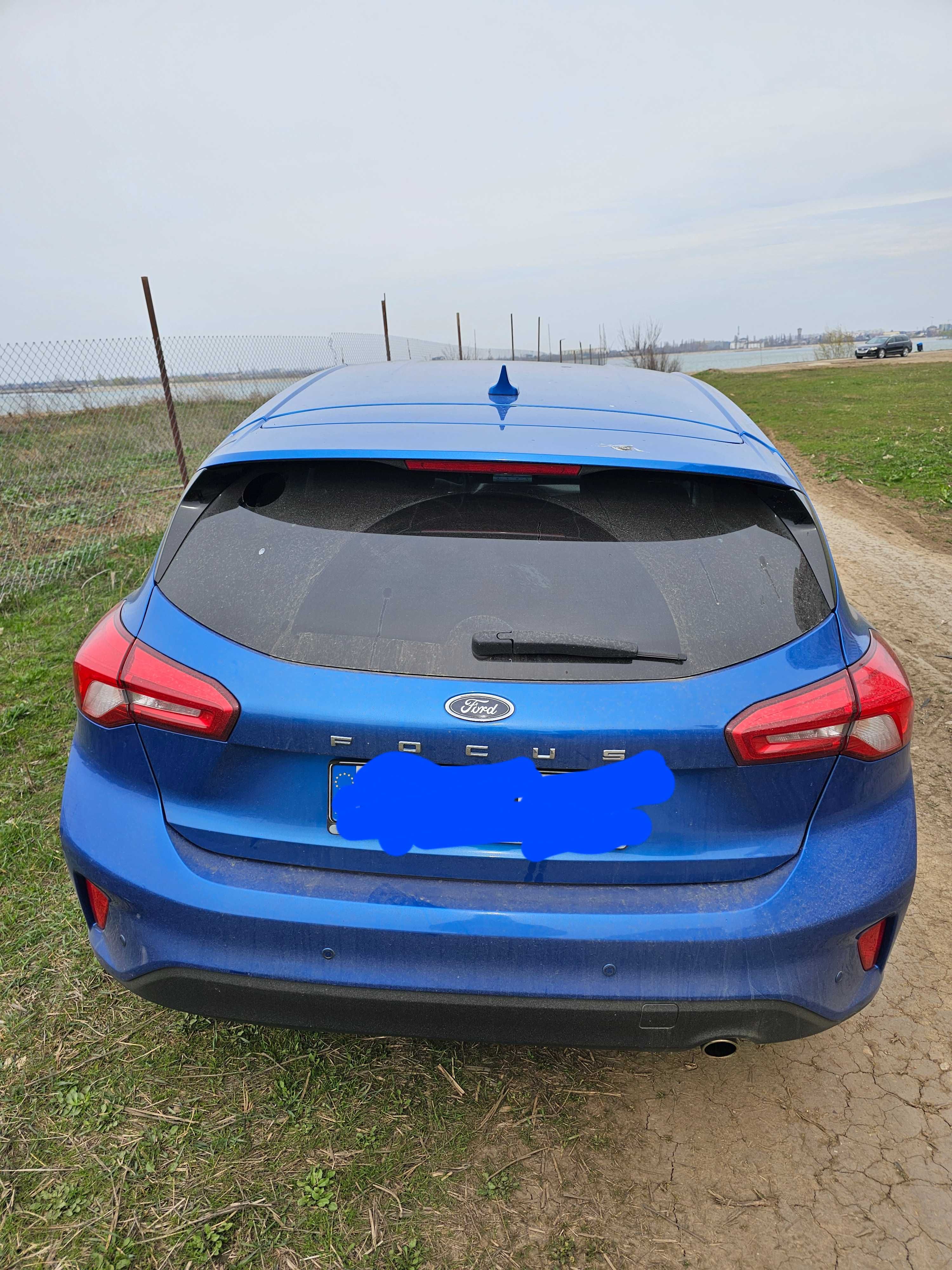 Ford Focus 1,5 benzină eco 2019 manuală 6 trepte 80000km foarte bun