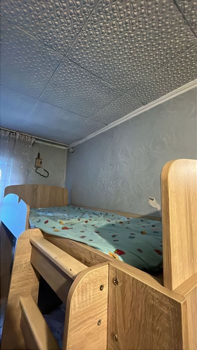 Продаю двухъярусную кровать
