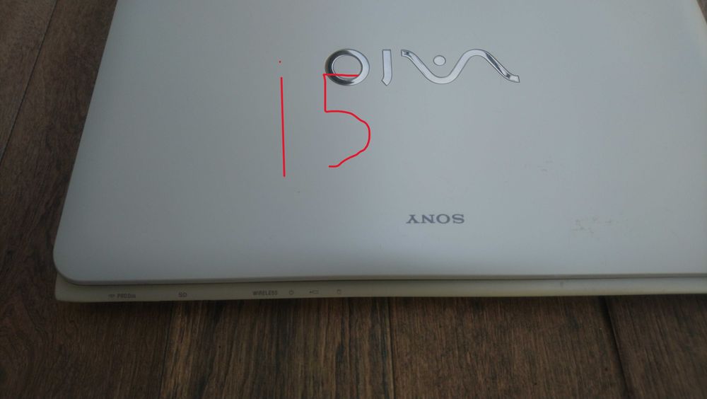 Laptop Sony Vaio procesor i5 video Amd Radeon cu incarcator windows 11