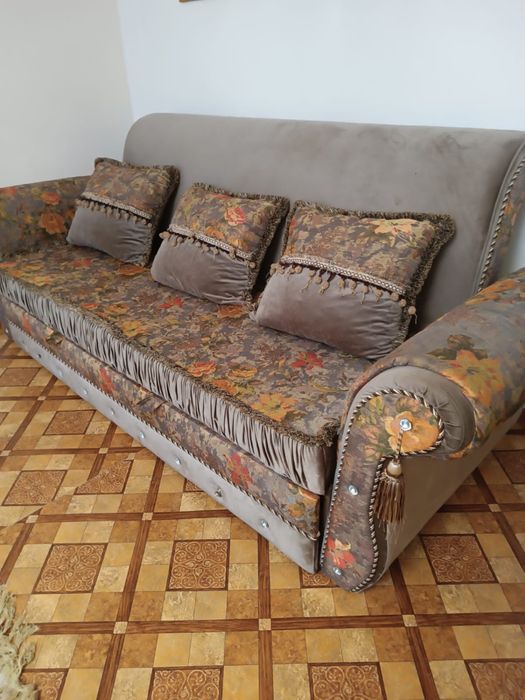 Мягкий мебель