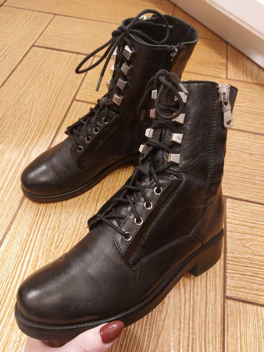 Ghete piele naturala mărime 38.