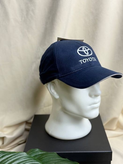 Мужская кепка с логотипом Toyota