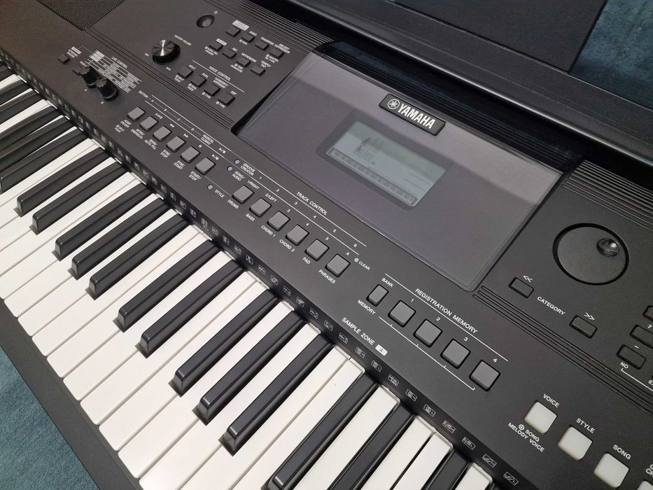 Orga Yamaha PSR-EW410