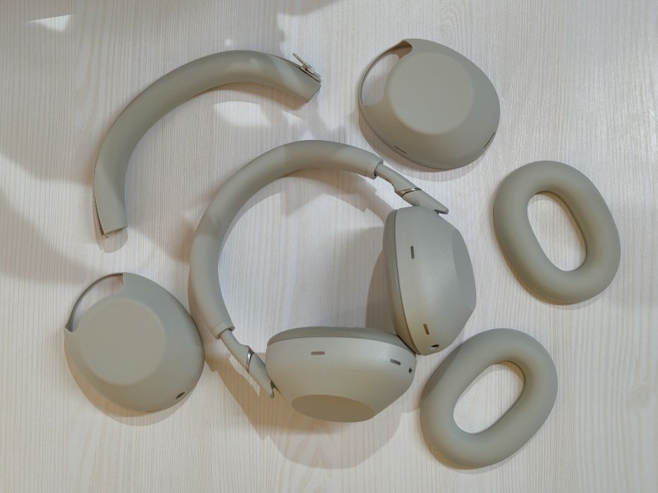 Sony WH-1000XM6 + 2 подарка