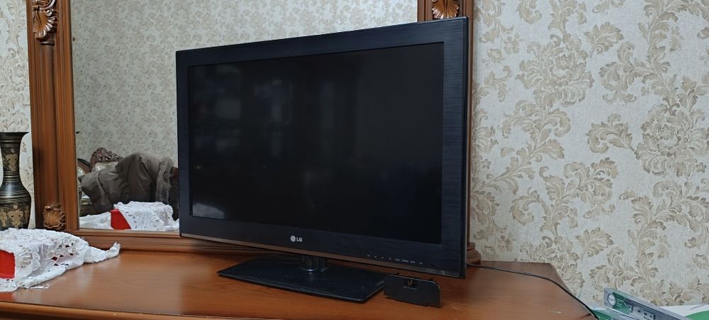 LG 32 Televizor sotiladi