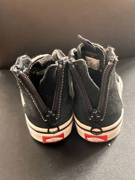 Детски високи кецове VANS