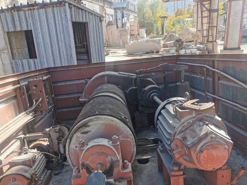 рутер зa гравиране на гранит и камък идр.