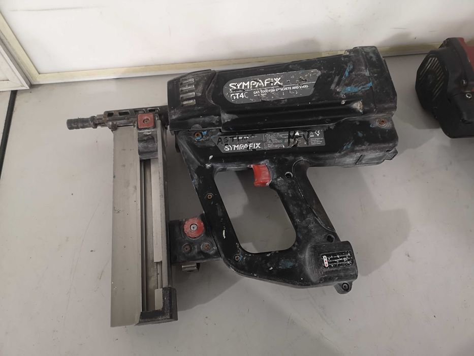 Пистолет за пирони 2 бр П - 2