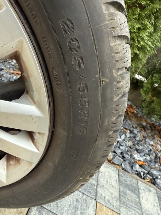 Roti iarna 205 55 R 16 vw audi seat skoda 5x112  dunlop 7 mm 2017